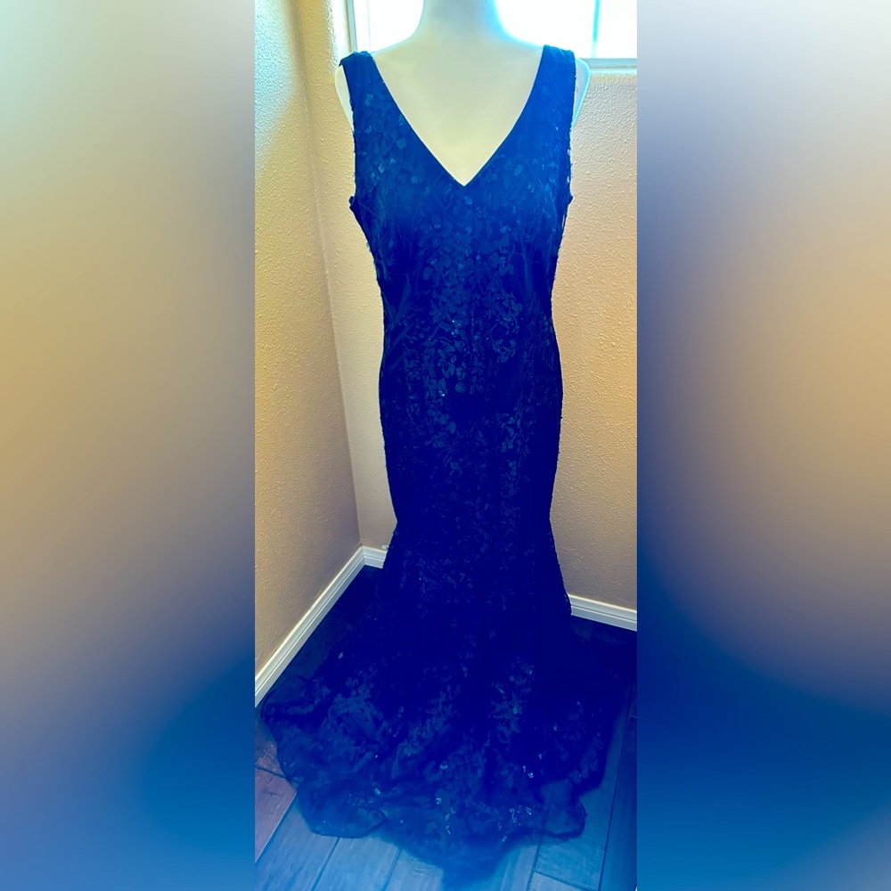 David Meister Black Evening Gown with Sequins Size 12